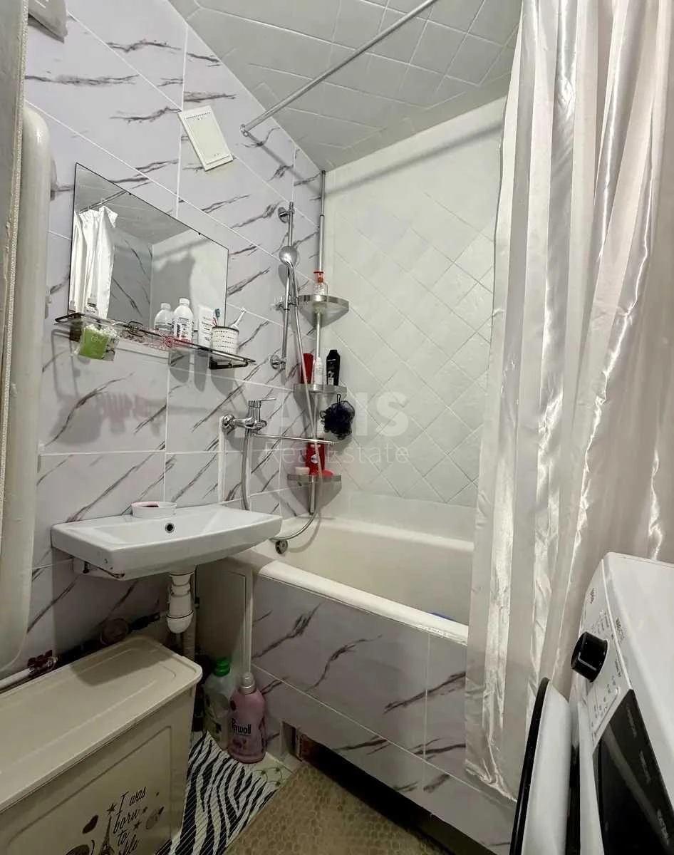 2k apartment vul. Revuc'kogo 29700647