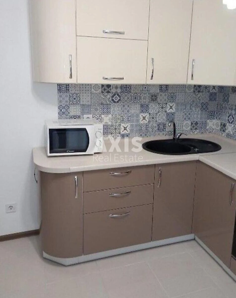 1k apartment pr-t Berestejskij шістдесят сім B62441