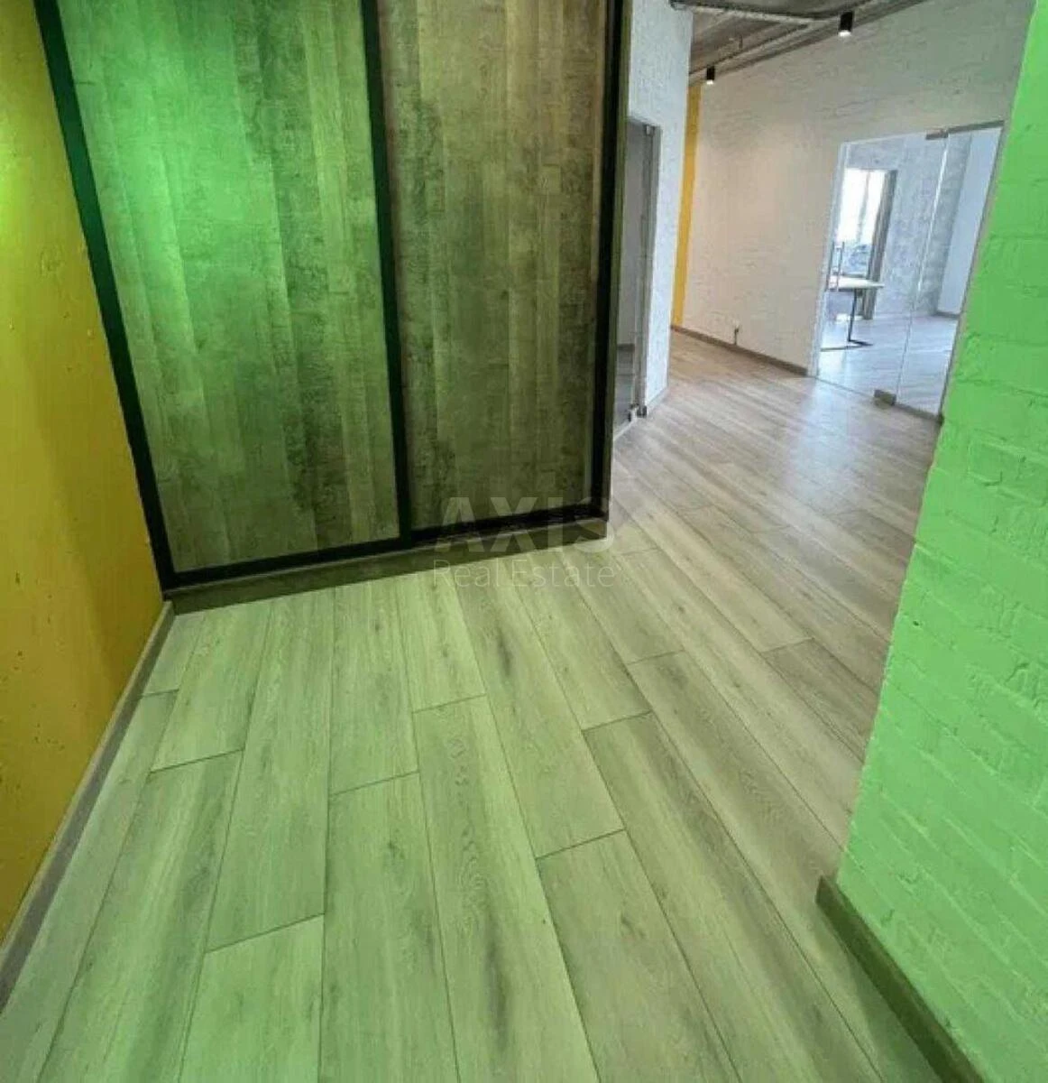 Офис ул. Василия Тютюнника 37/1, 141м2706276