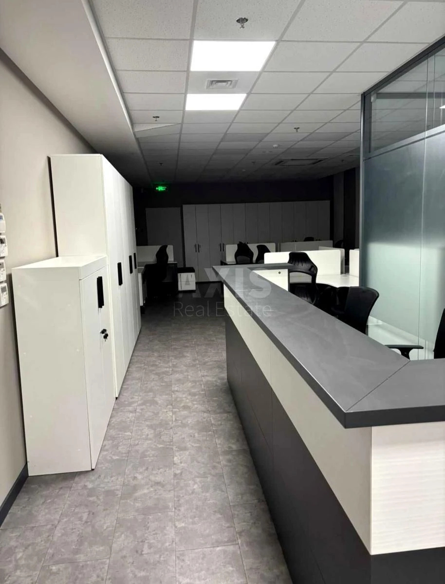 Office vul. Lypkivs'kogo Vasylja Mytropolyta 14/18, 250m2704929