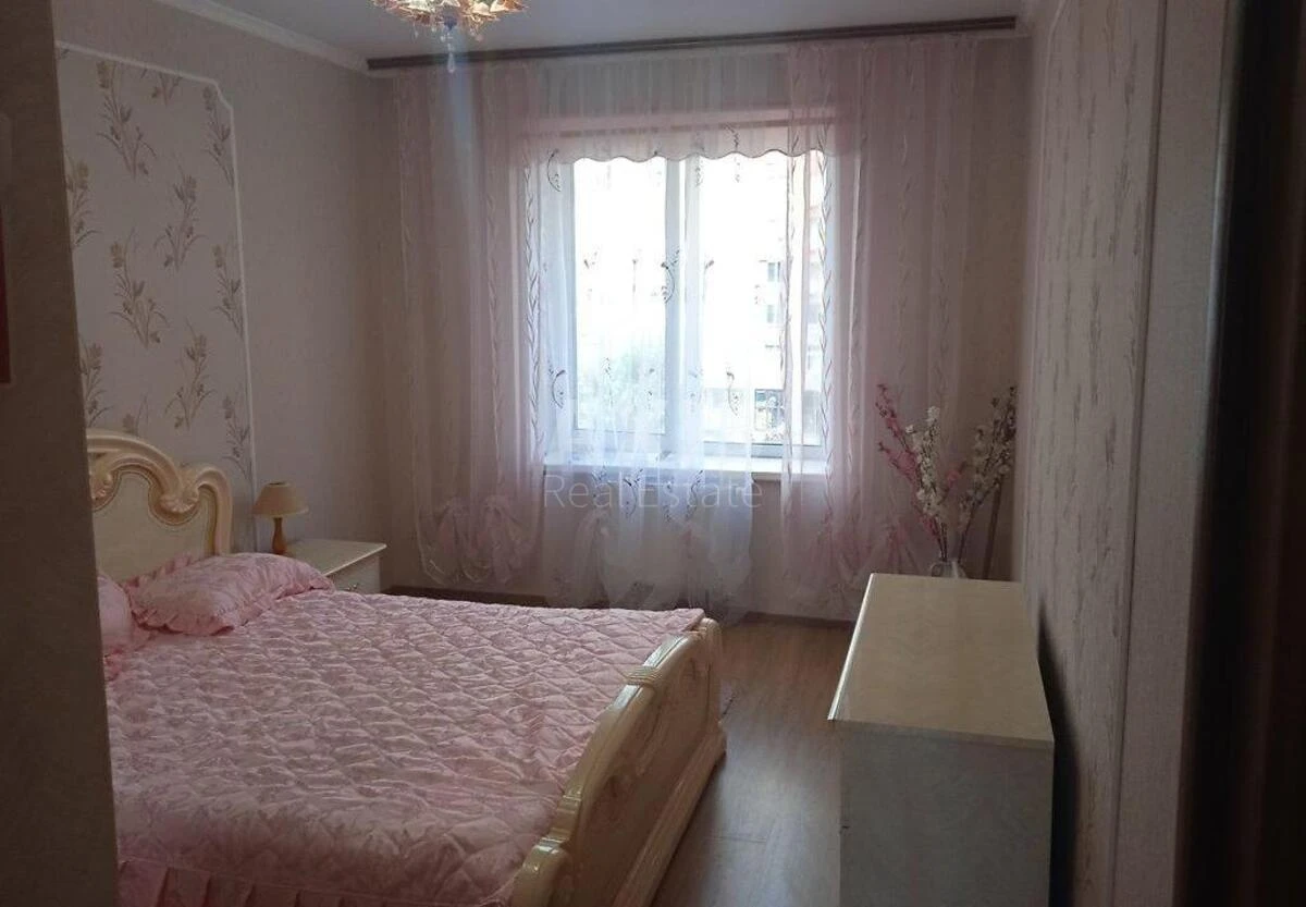 3к квартира ул. Юлии Здановской 52/3663344