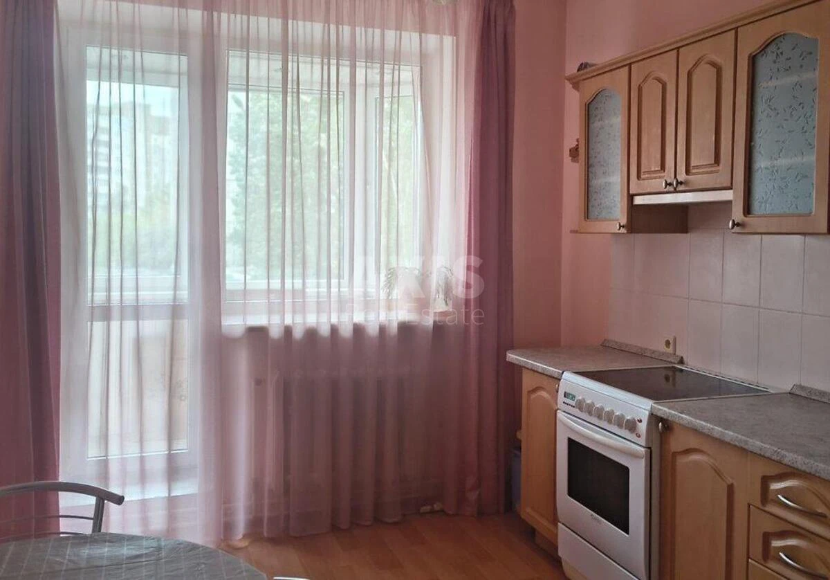 2k apartment vul. Ahmatovoi' Anny 13Г709710