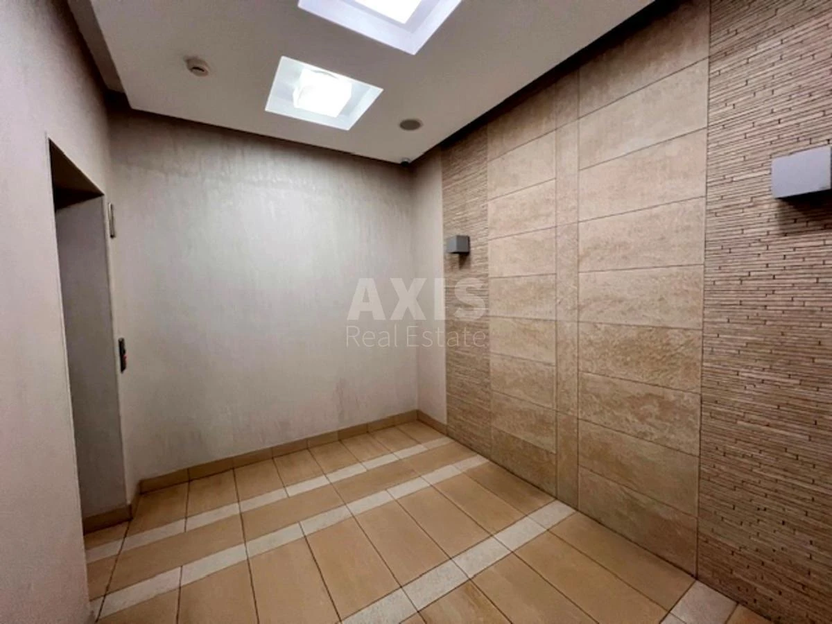 Office vul. Velyka Vasyl'kivs'ka 77А, 492m26926313