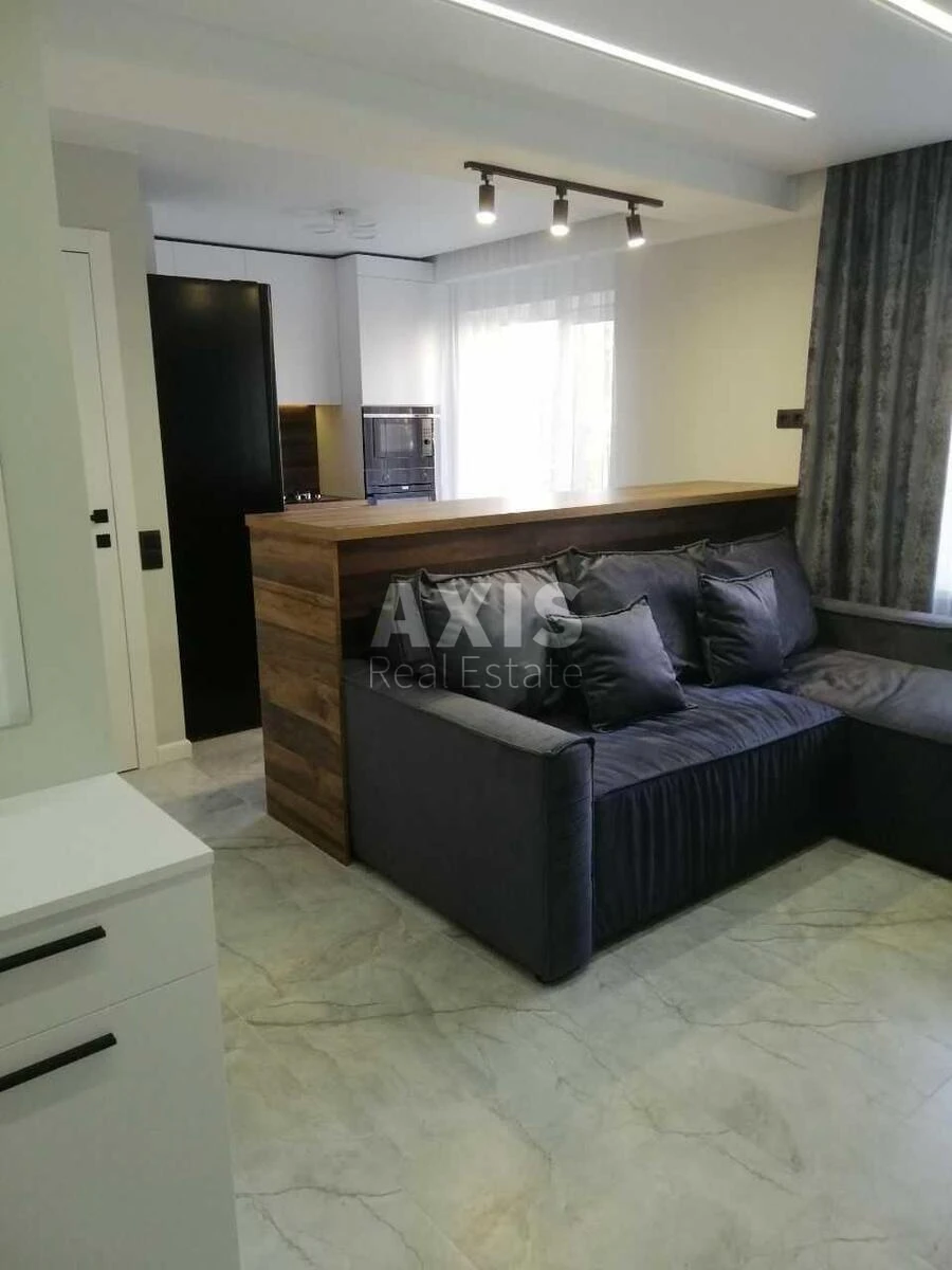 2k apartment pr-t Obolons'kyj Sixteen A672704