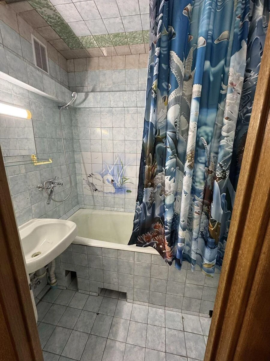 2к квартира ул. Каштановая 46975511