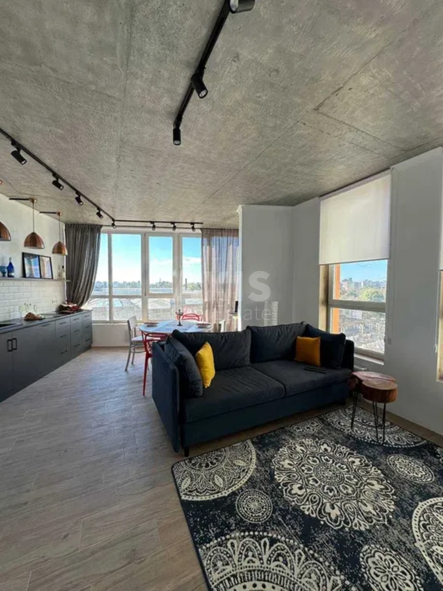 2k apartment pr-t Berestejskij 67441261