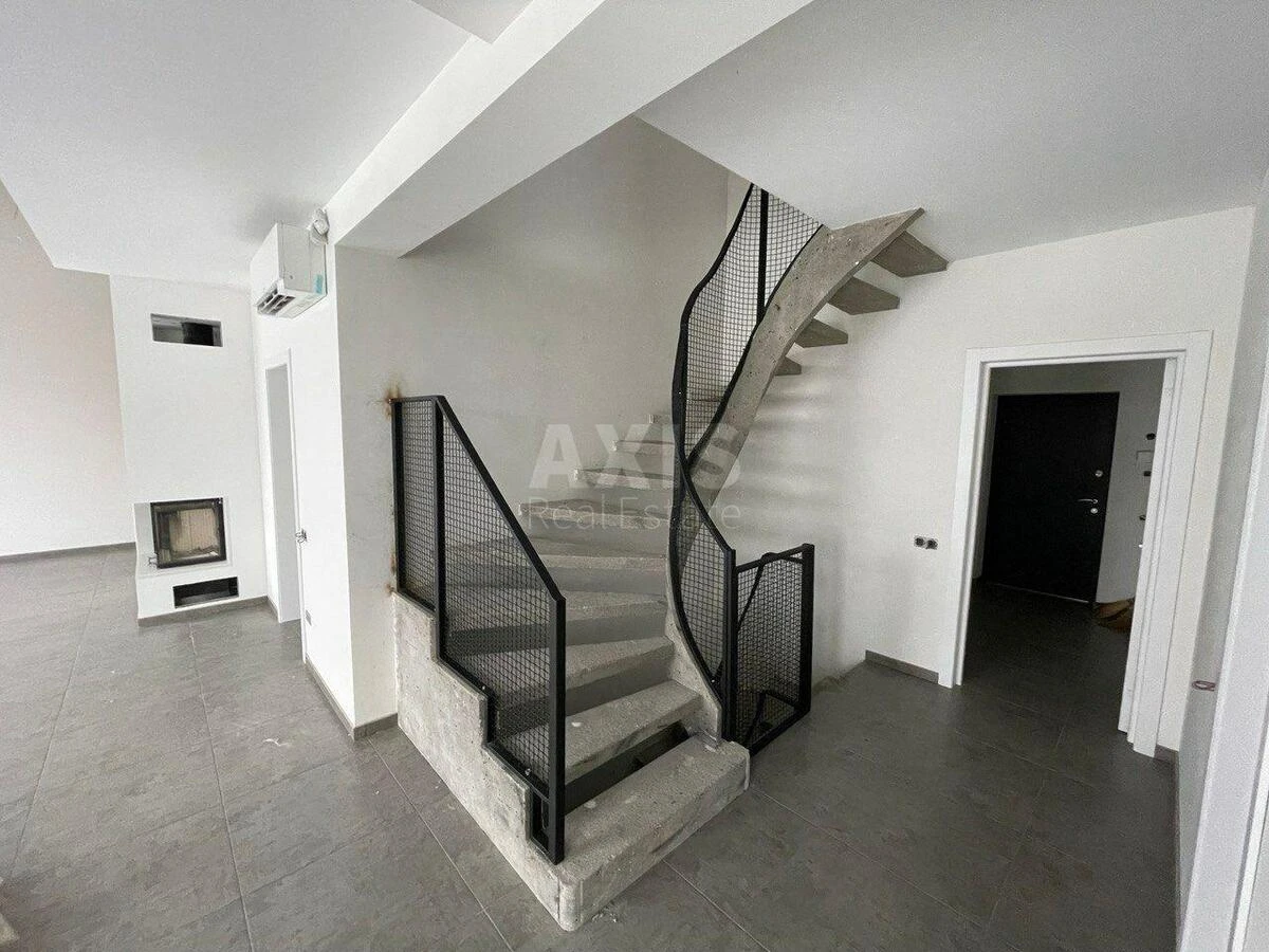 House vul. Zelena, 290m2, Kyiv city583445