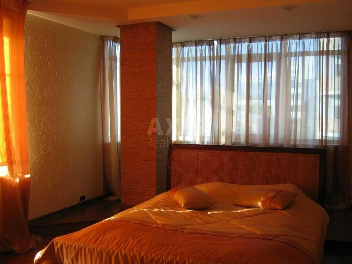 5k apartment vul. Derevljans'ka 10667971