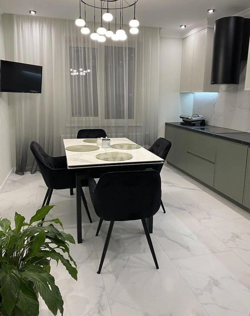 3k apartment vul. Kyslovods'ka 100