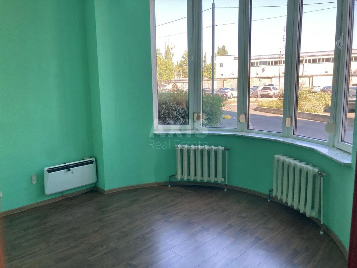 Офис ул. Сверстюка Евгения 52В, 75м2685300
