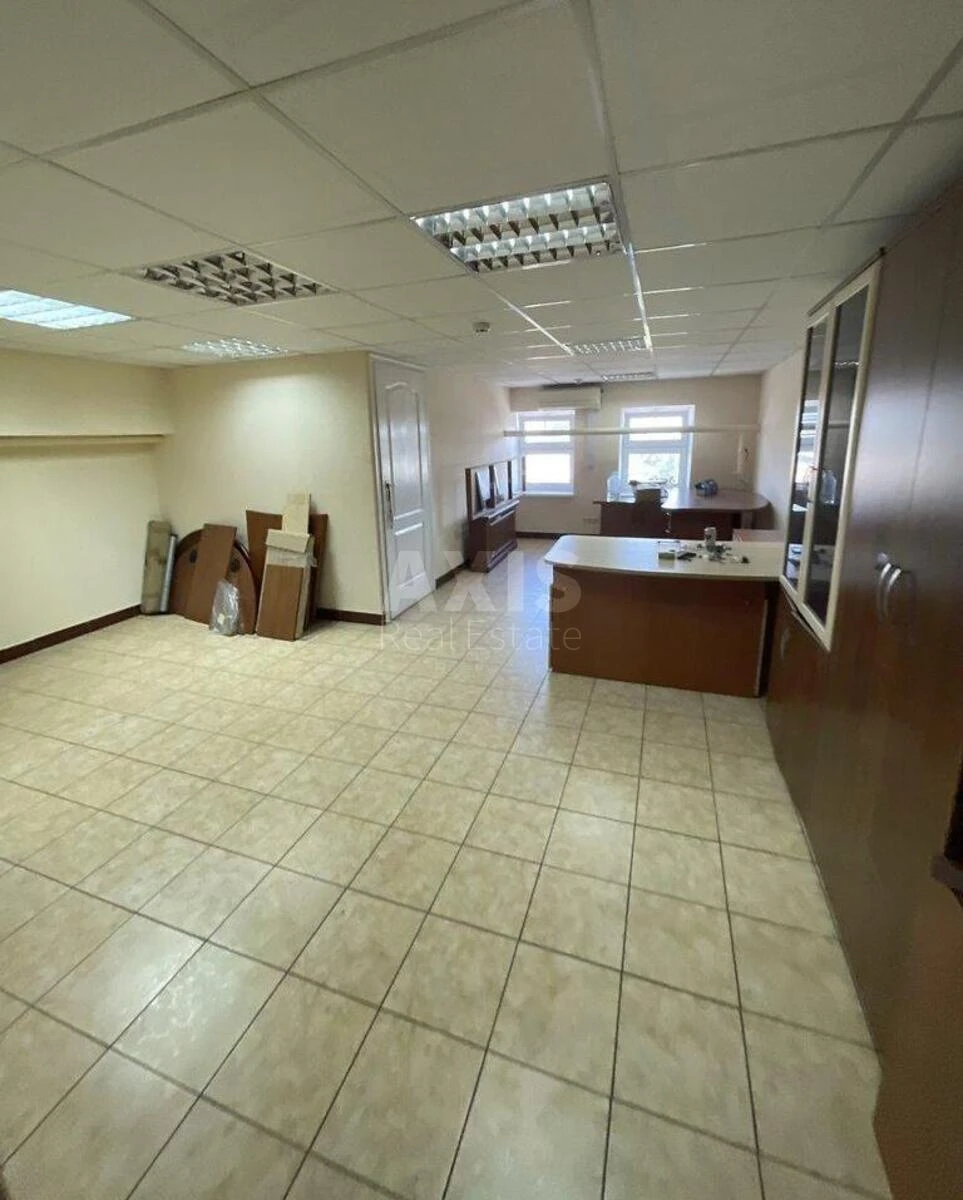 Office bul. Lesi Ukrai'nky 34, 90m265297