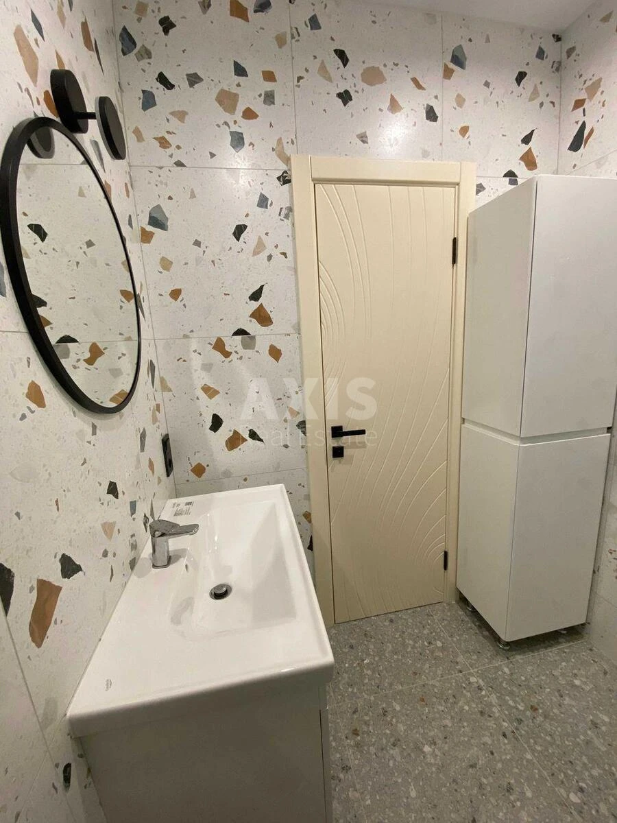 1k apartment vul. Saljutna 2Б7153211