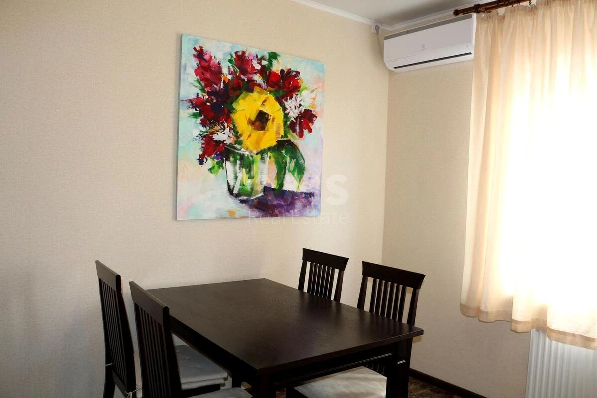 2k apartment prov. Jasynuvats'kyj 11669461