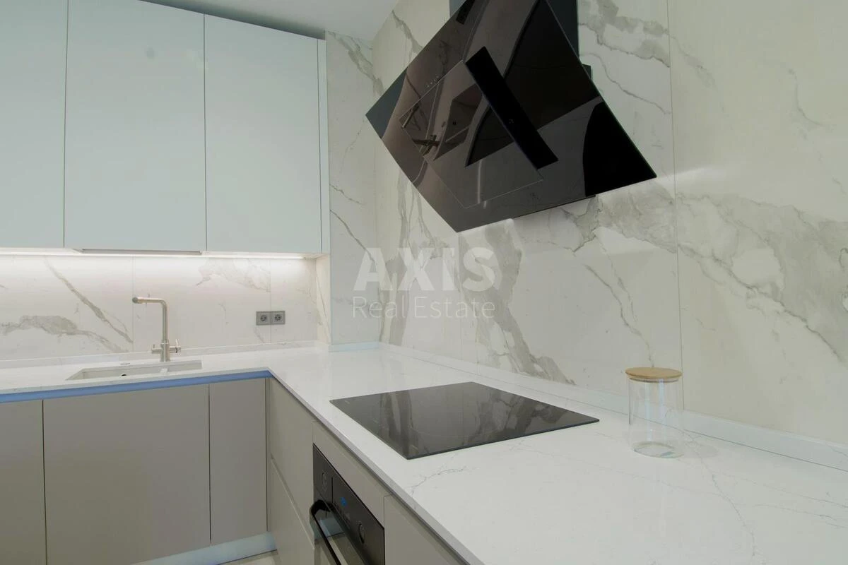 4k apartment vul. Antonovycha 118/1963328