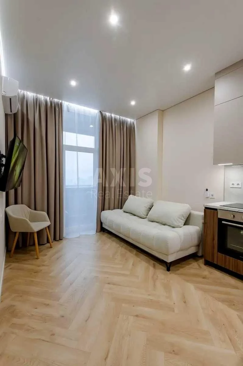 1k apartment pr-t Berestejskij 11657332