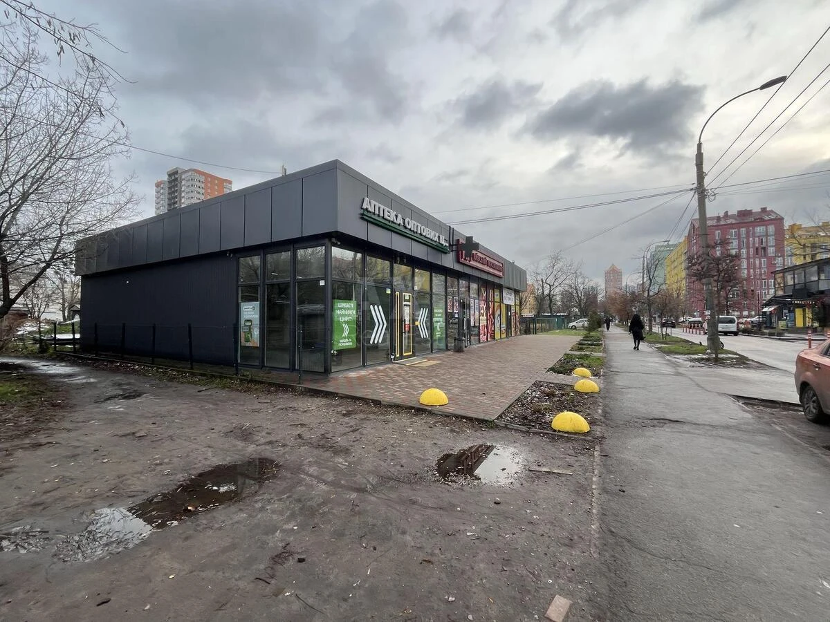 Trade object pr-t Sobornosti 5Д, 100m2641391