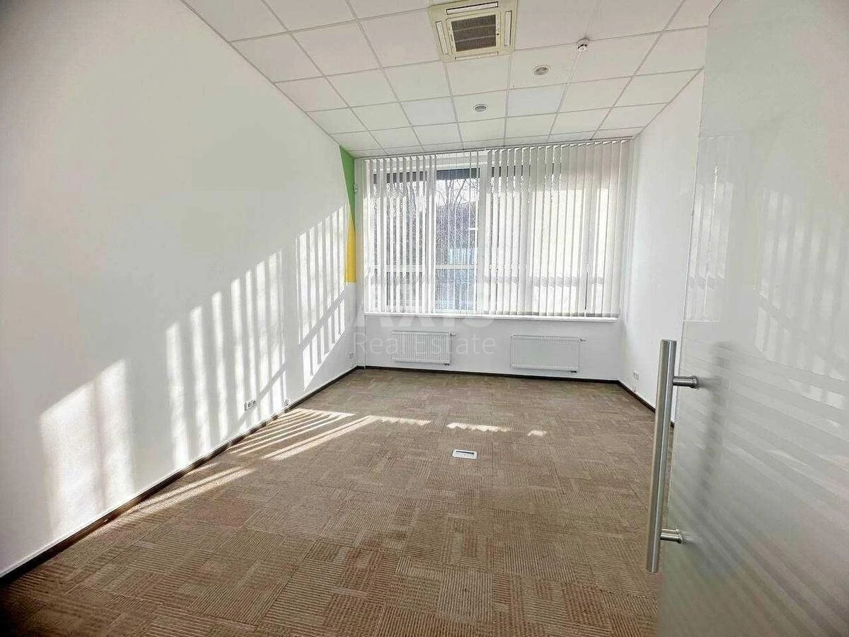 Office prov. Ohots'kyj 7, 184m2704577