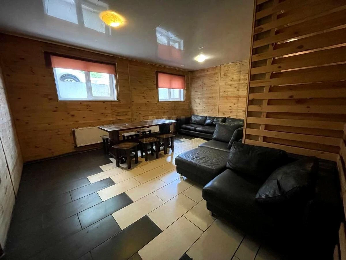 Trade object vul. Zelena 85, 215m26581415