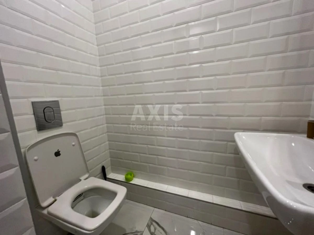 Офис ул. Евгения Коновальца 34, 111м26923014