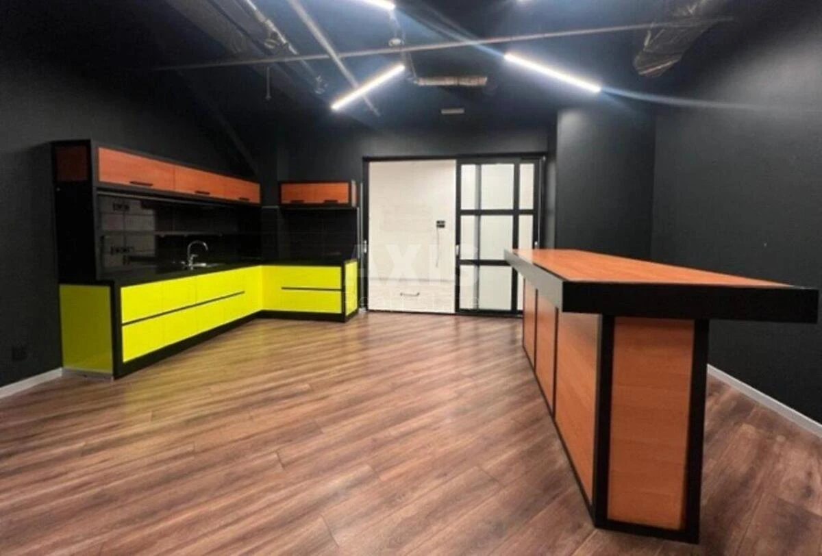 Office vul. Velyka Vasyl'kivs'ka 72, 322m2661321