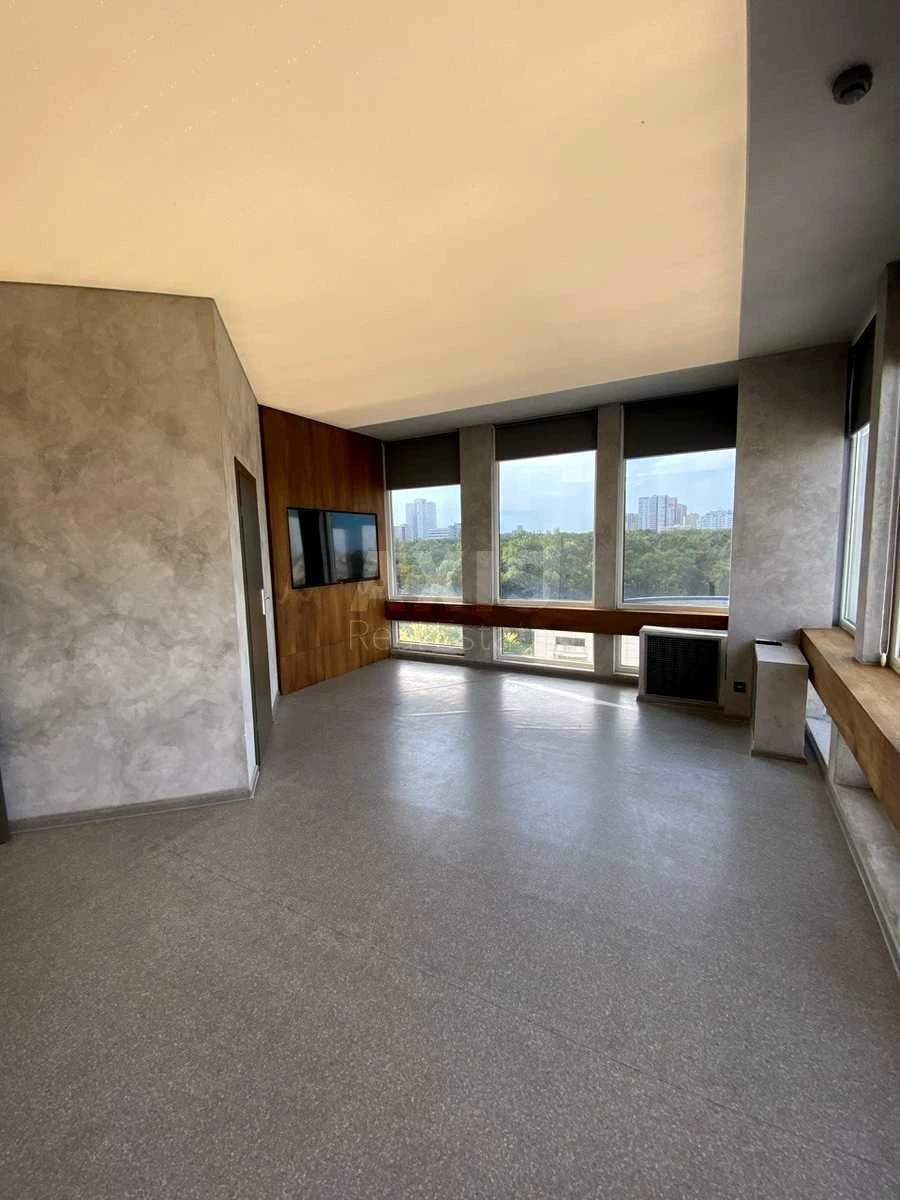 Office vul. Lypkivs'kogo Vasylja Mytropolyta 45, 230m2708690