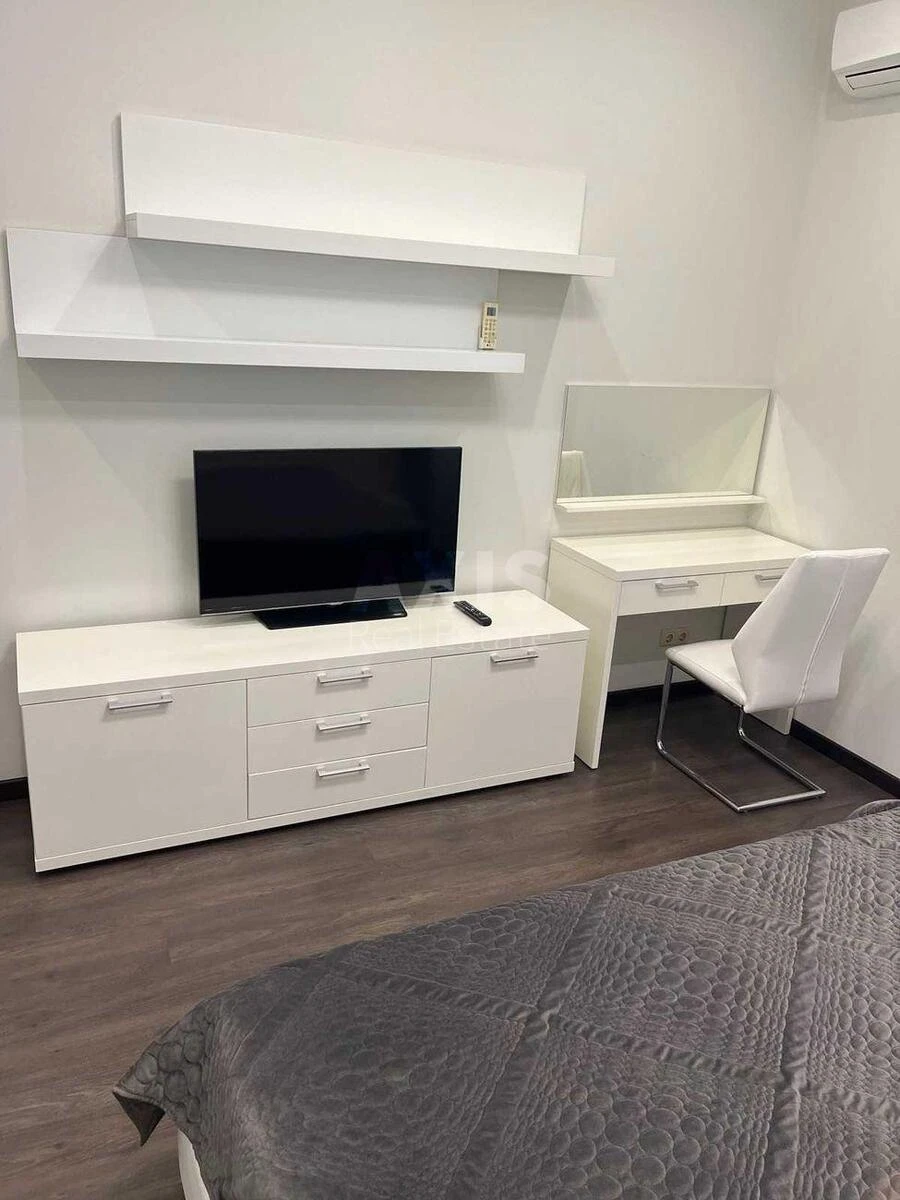 2к квартира ул. Василия Тютюнника 37/1676106