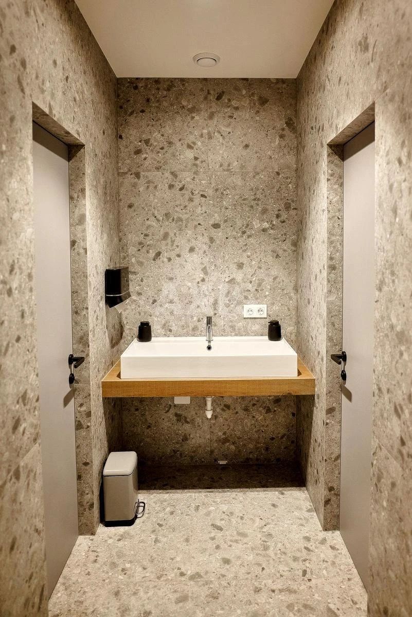 Office uzv. Klovs'kyj 7А, 160m2679263