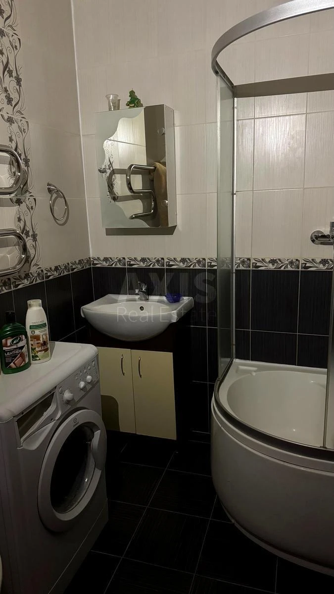 1k apartment pr-t Nauky 30637784