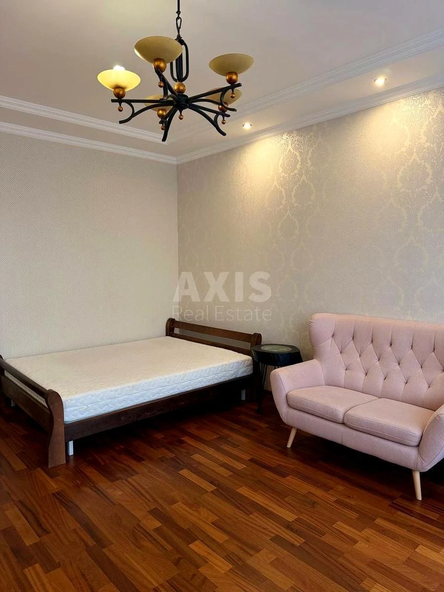 3к квартира ул. Антоновича 1036885610