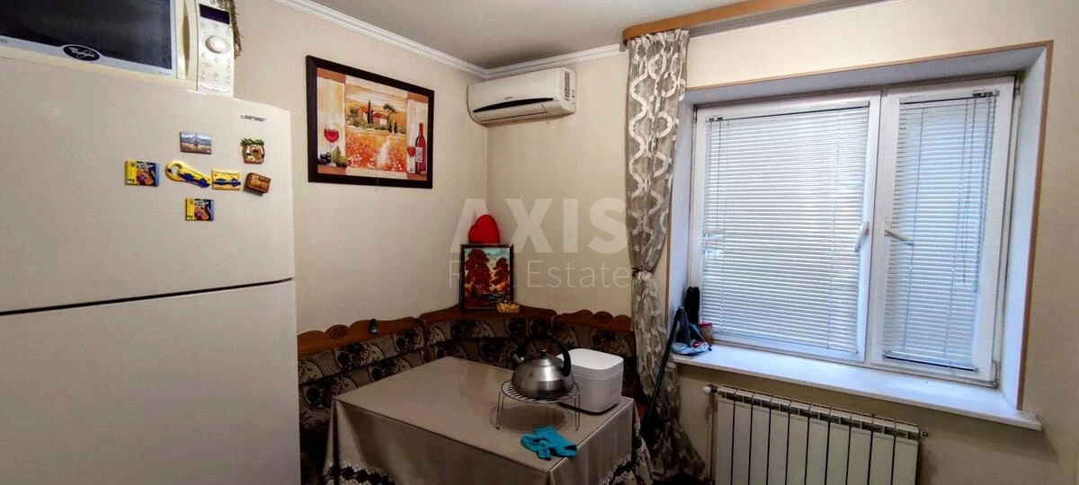 2k apartment vul. Antonovycha 103А639410