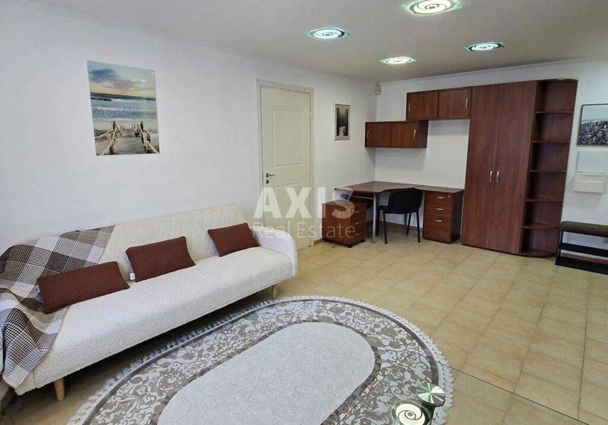 2k apartment vul. Mechnykova 7585522