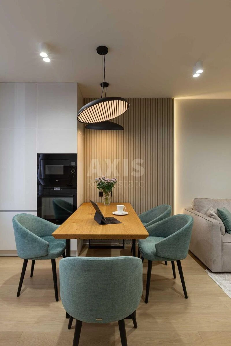 3k apartment vul. Saljutna 2Б673050