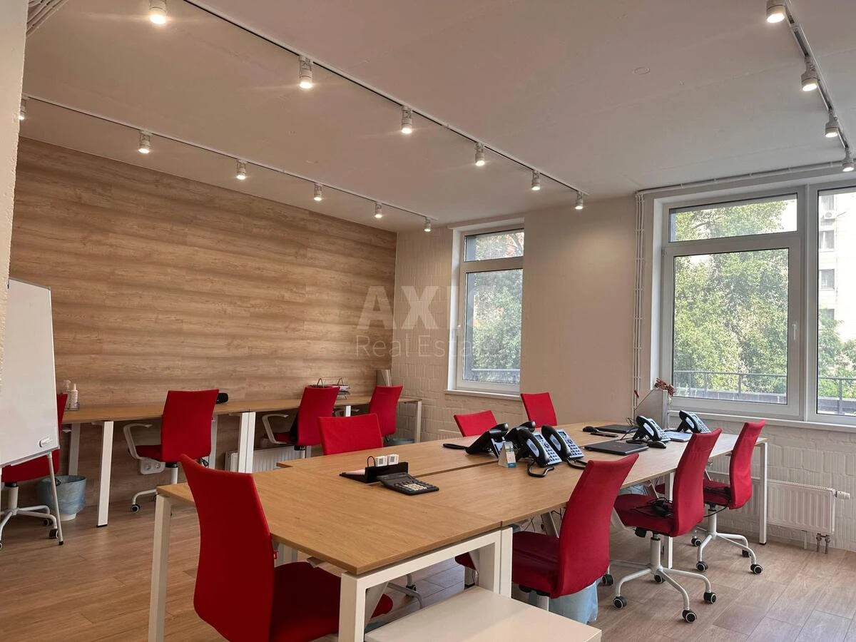 Офис ул. Предславинская 53, 84м2704760