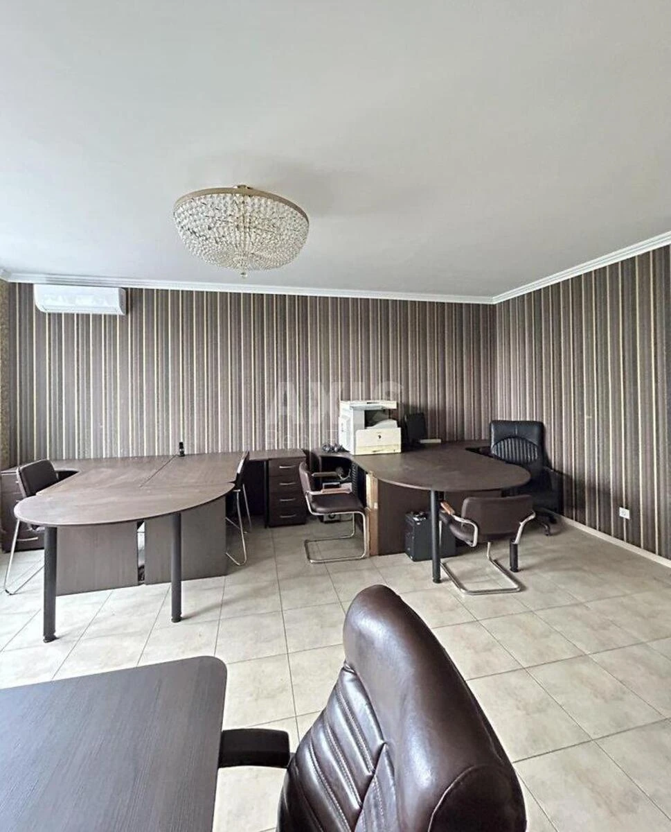 4k apartment vul. Oleny Pchilky 85717511