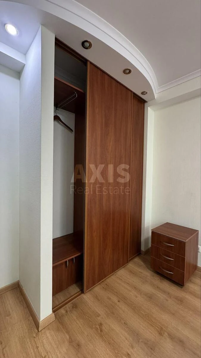 2k apartment vul. Jarmoly Viktora 28/32696696