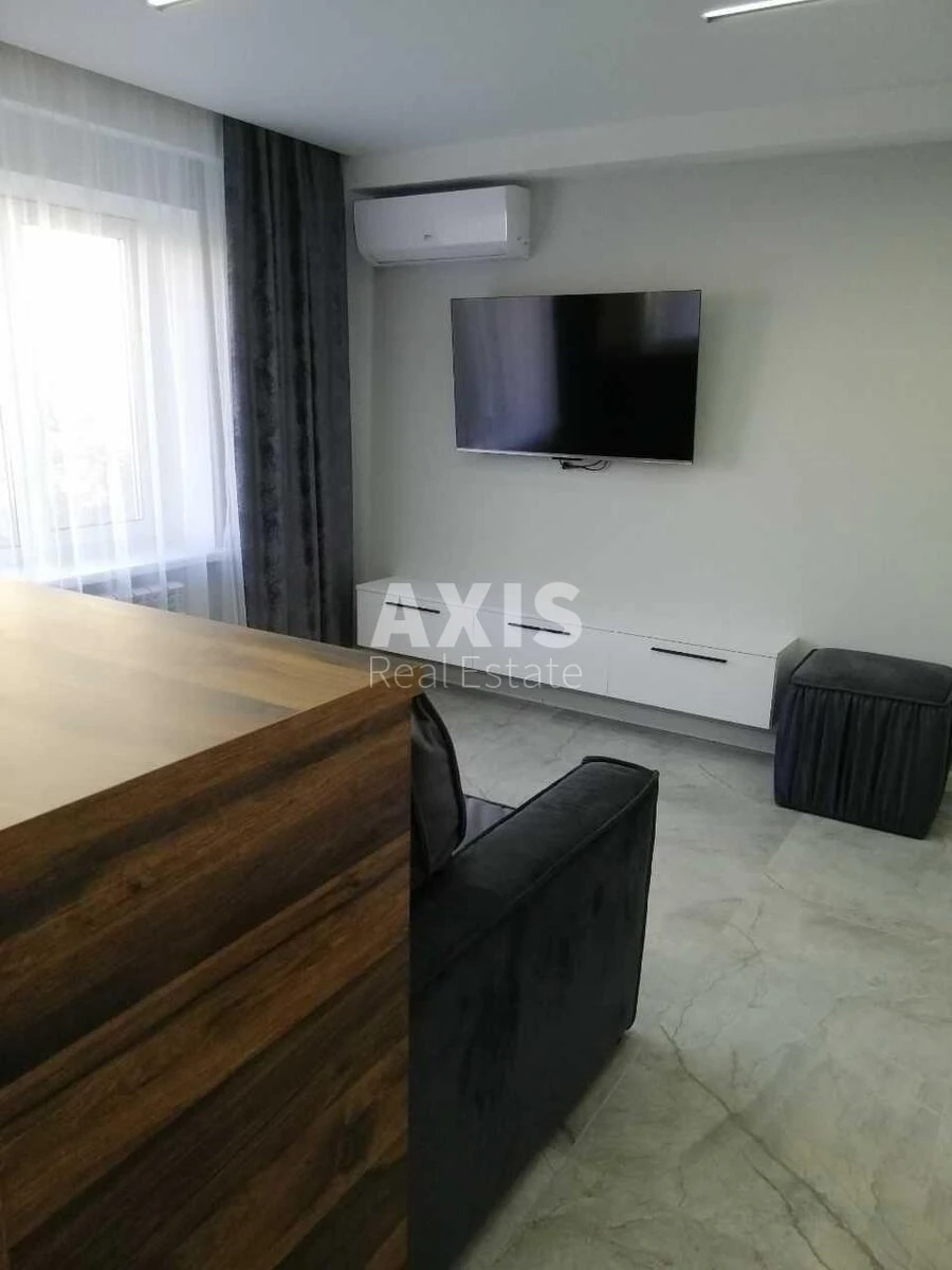 2k apartment pr-t Obolons'kyj Sixteen A672705