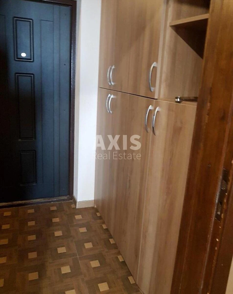 3к квартира пр-т Берестейский 89А6196616