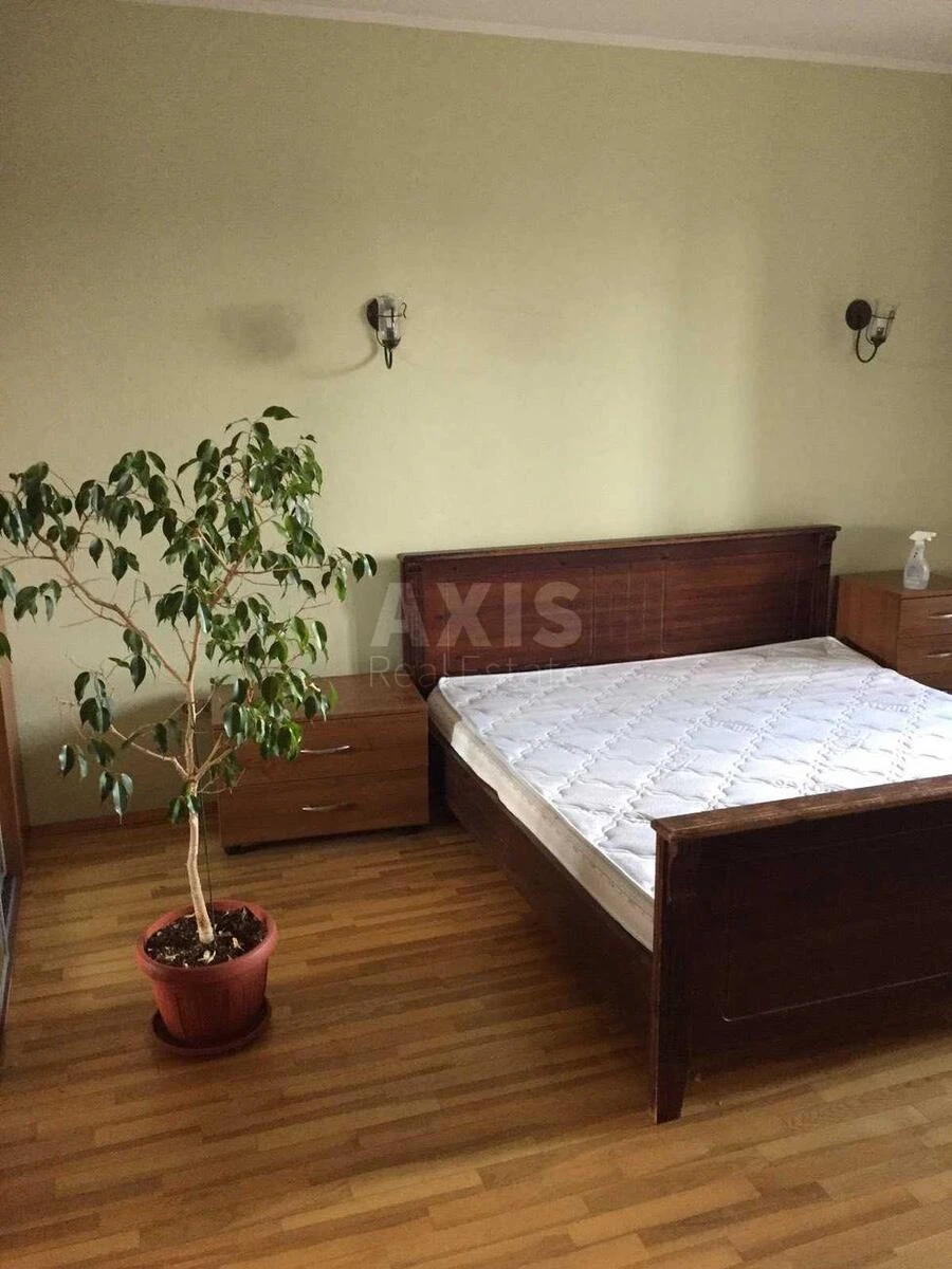 3к квартира ул. Семьи Праховых 27682715