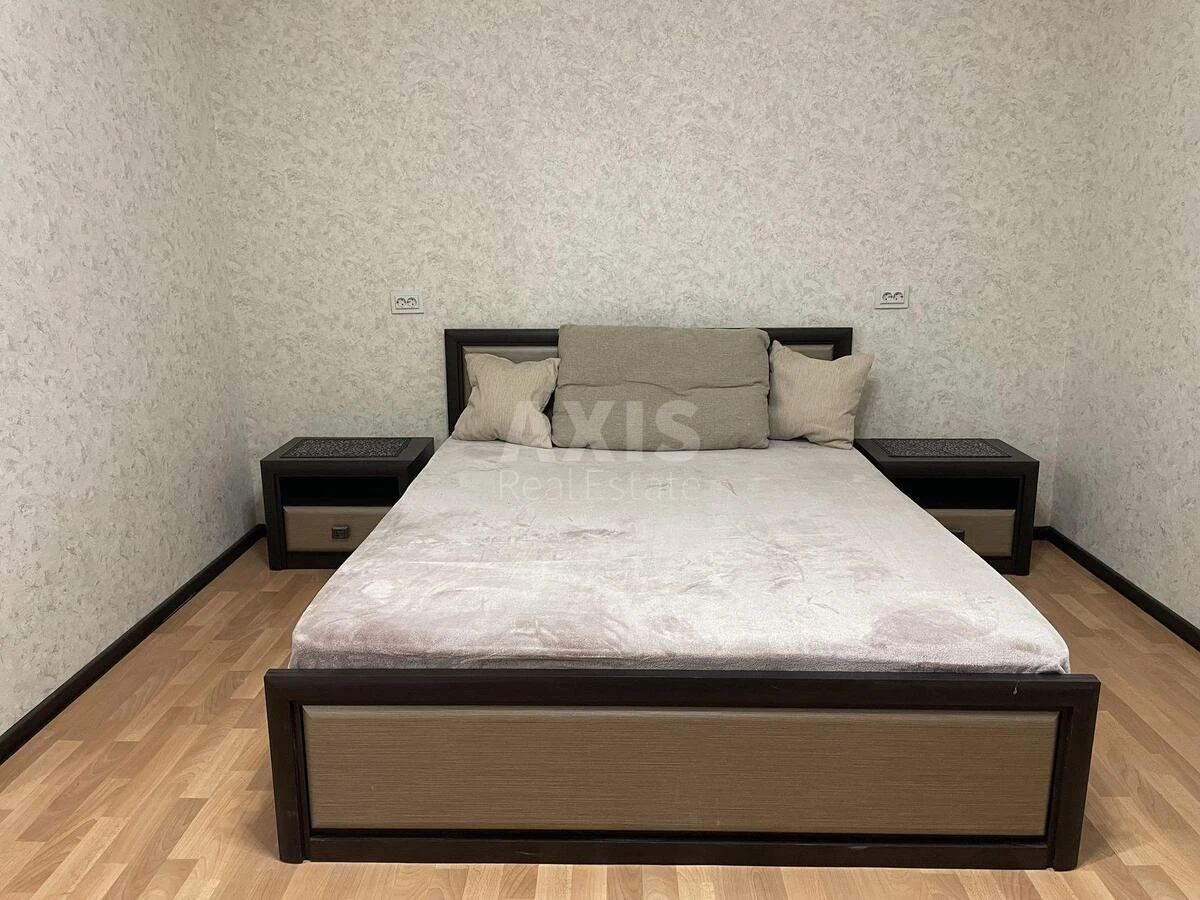 1k apartment vul. Avtozavods'ka 63716870