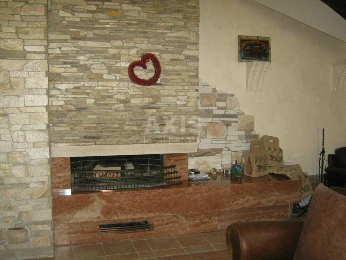 5k apartment vul. Derevljans'ka 10667972