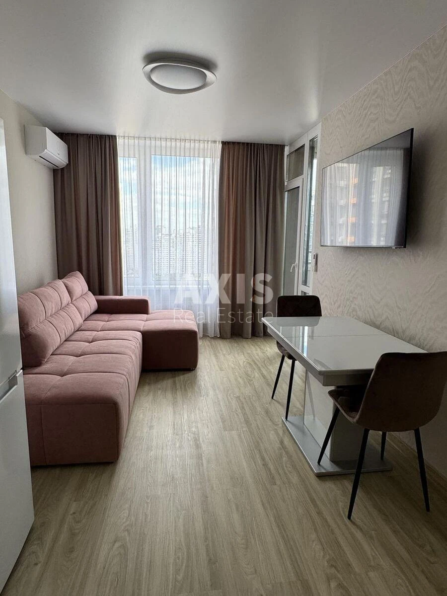 2k apartment nab. Dniprovs'ka Eighteen B589780