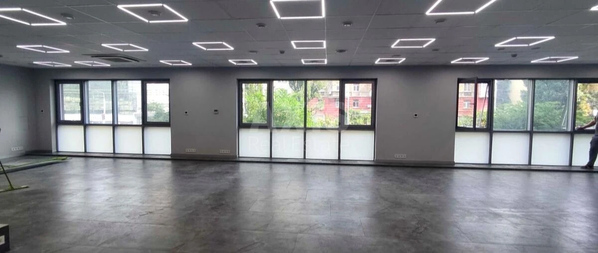 Office bul. Shevchenka Tarasa 35, 320m2668884