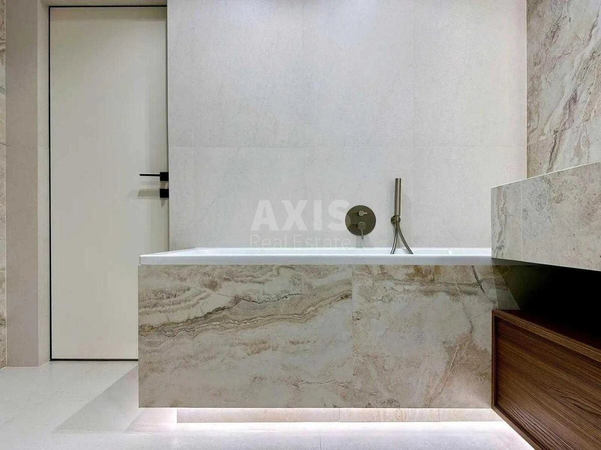 2k apartment nab. Dniprovs'ka 15631344