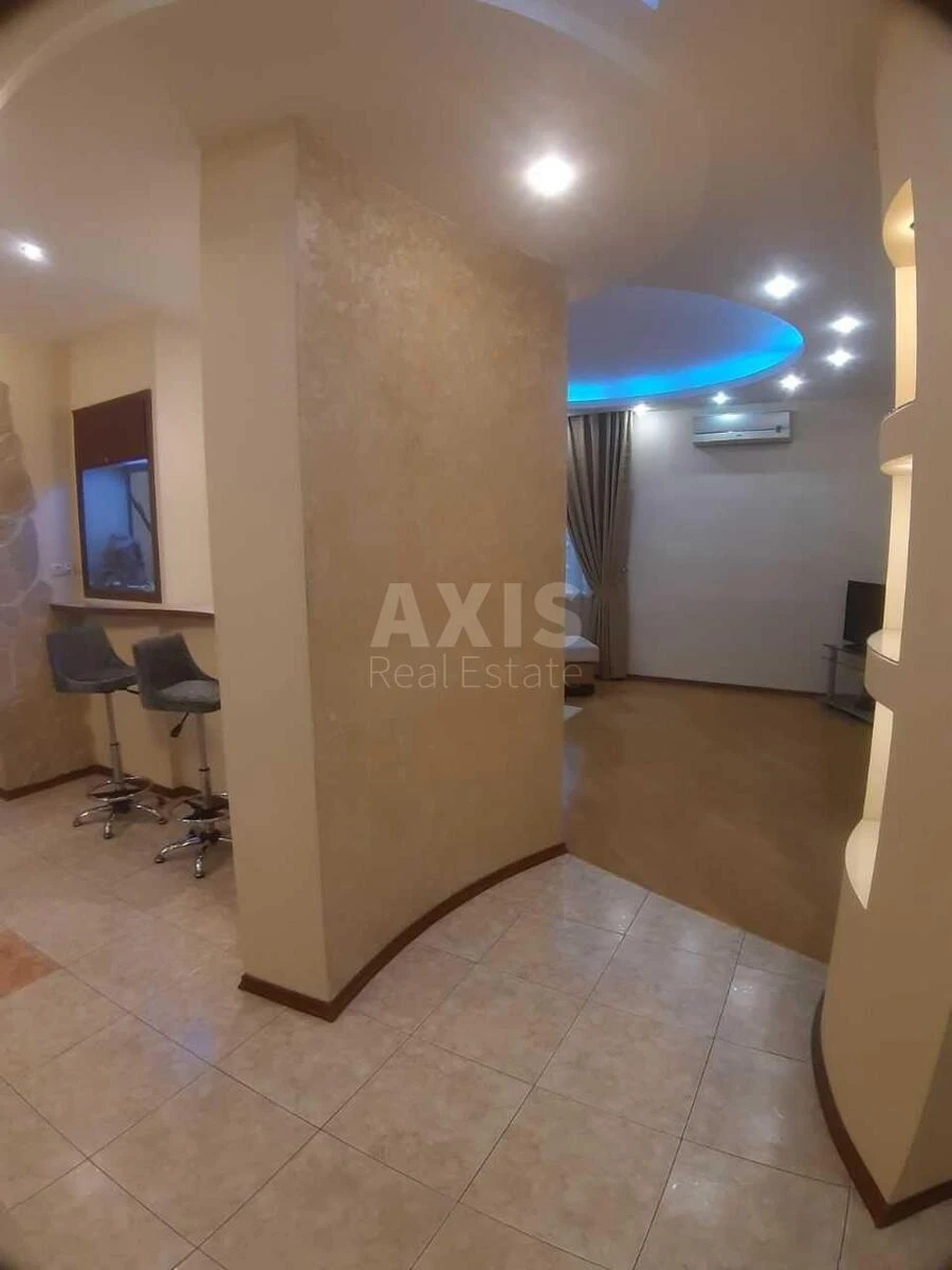 3k apartment vul. Urlivs'ka 4А716426