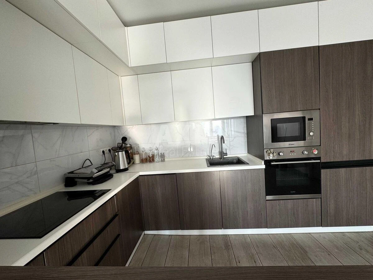 2k apartment vul. Lypkivs'kogo Vasylja Mytropolyta 37Б642990