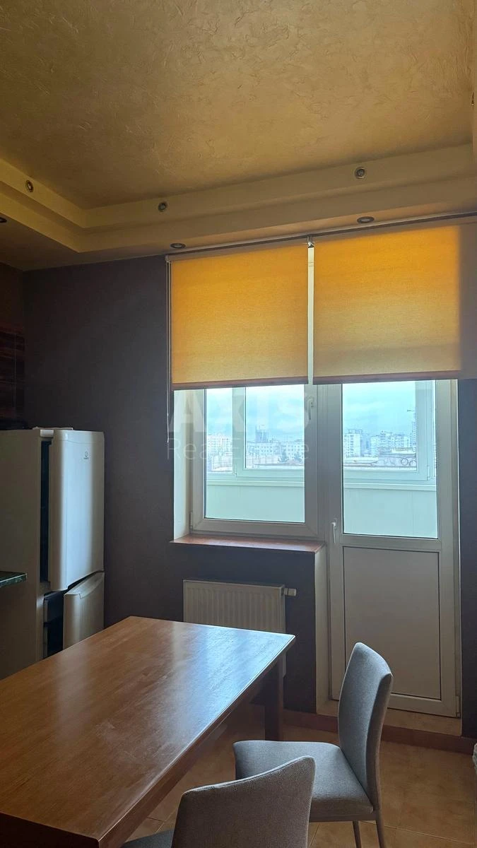 1k apartment pr-t Nauky 30637782