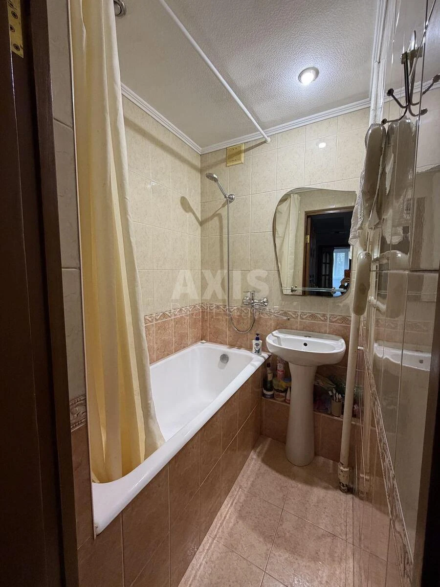 2k apartment vul. Miljutenka 9718955