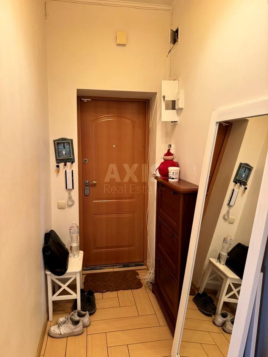 2к квартира ул. Госпитальная 27039715