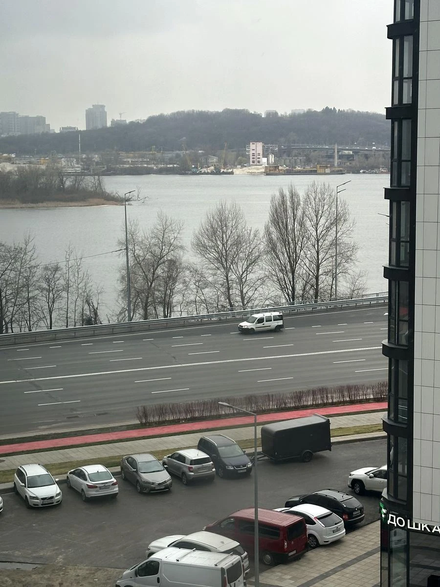 3k apartment nab. Dniprovs'ka 15Є640494