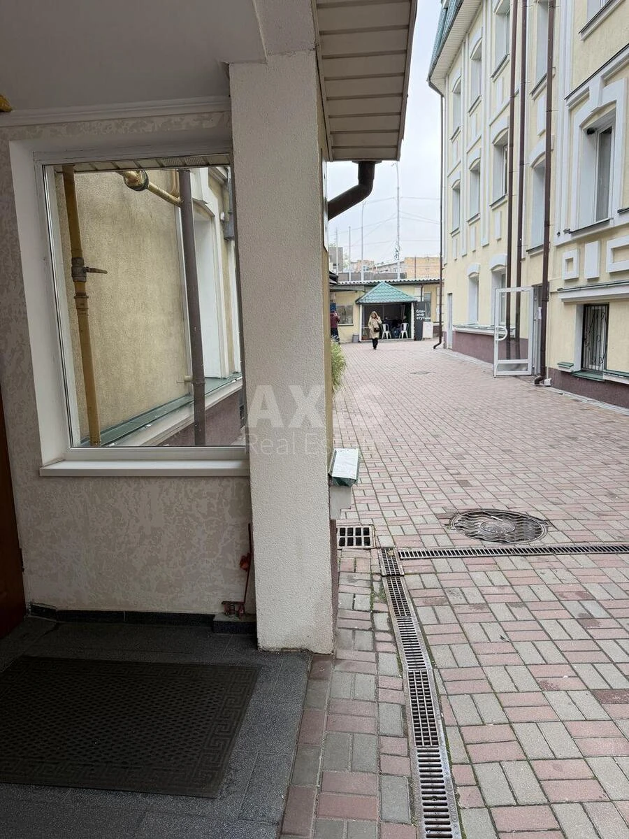 Office vul. Mezhygirs'ka 87А, 110m2719557